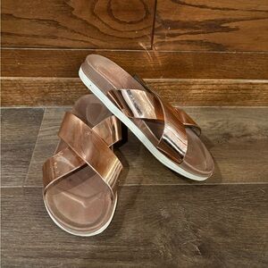 Source Unknown Metallic Rose Gold Sandals